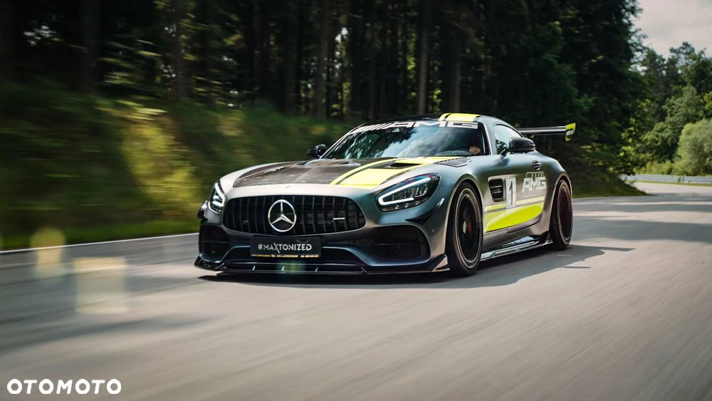 Mercedes-Benz AMG GT - 16