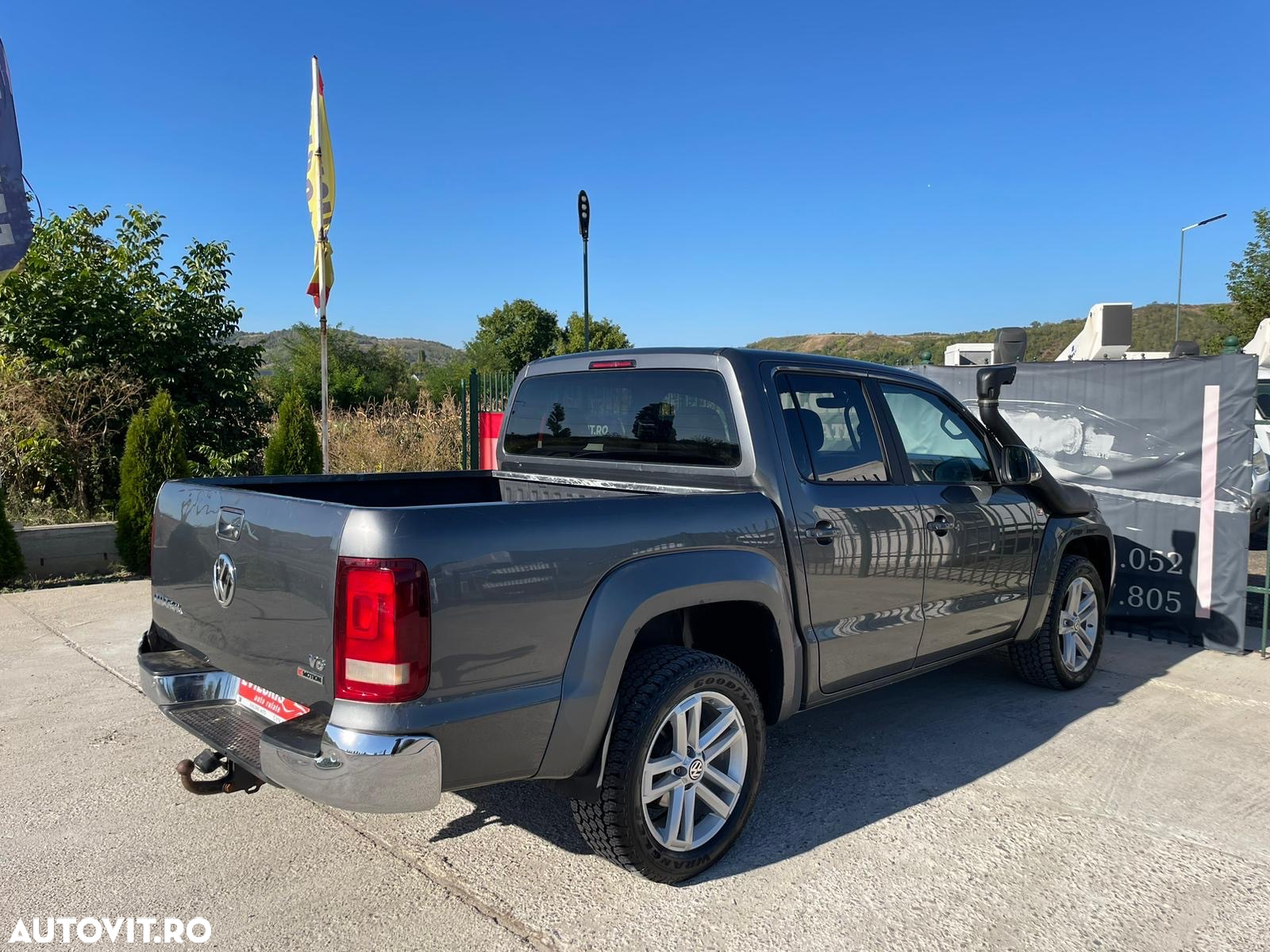 Volkswagen Amarok 3.0 TDI V6 4M Highline Aut. - 10
