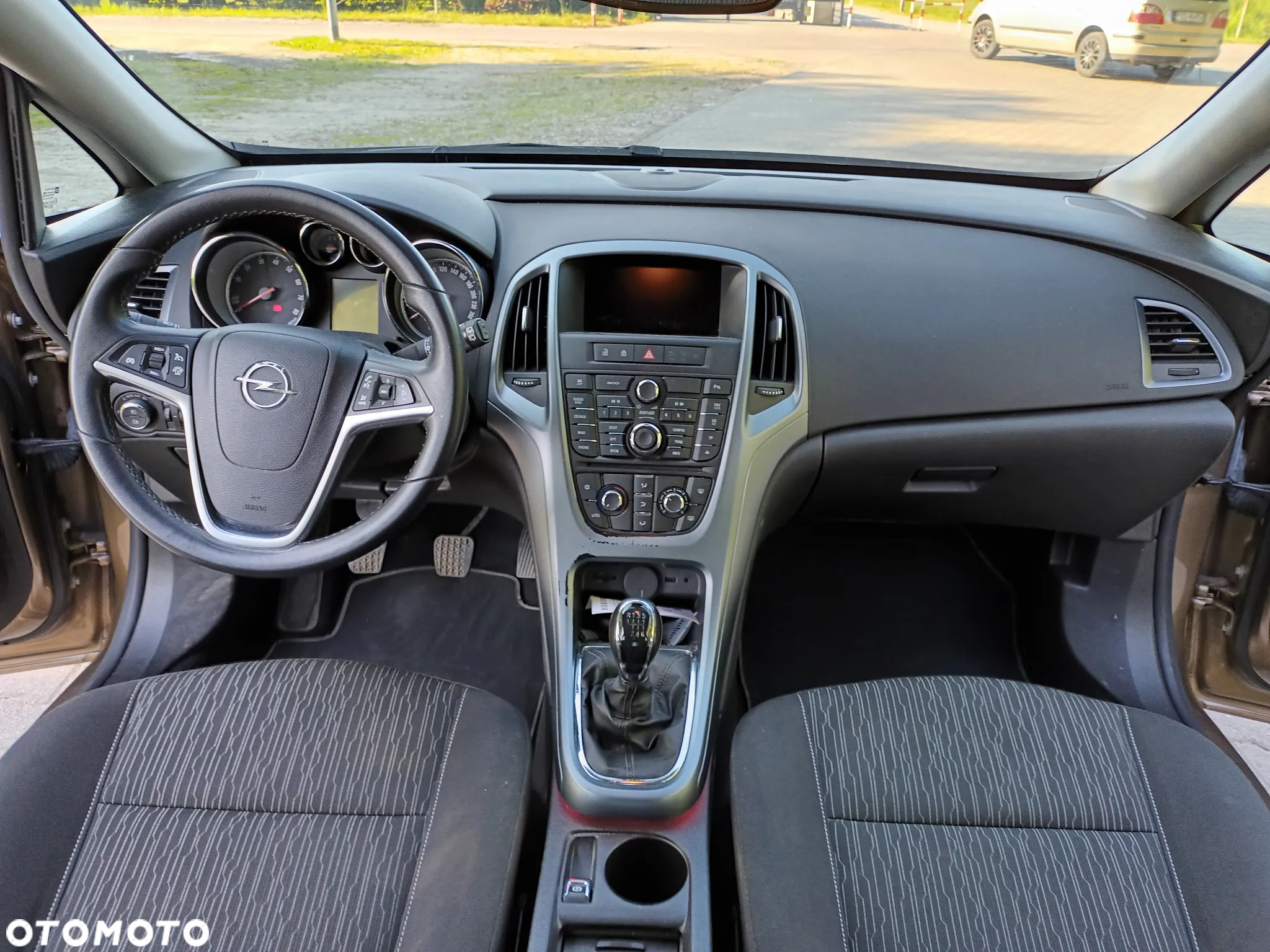 Opel Astra IV 1.4 T Cosmo - 21
