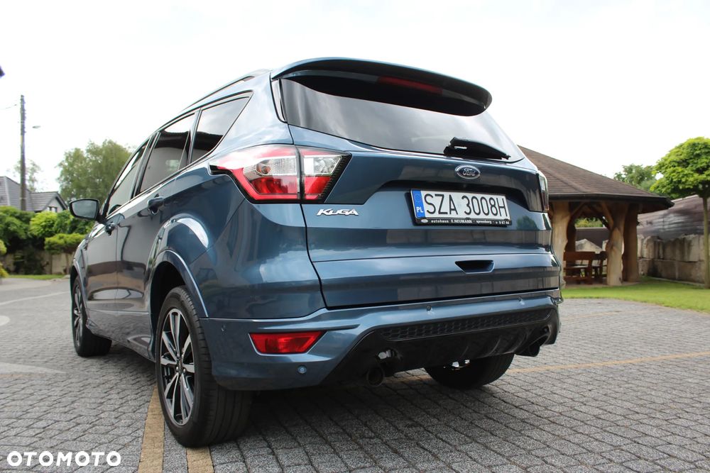 Ford Kuga 1.5 EcoBoost 2x4 ST-Line - 11