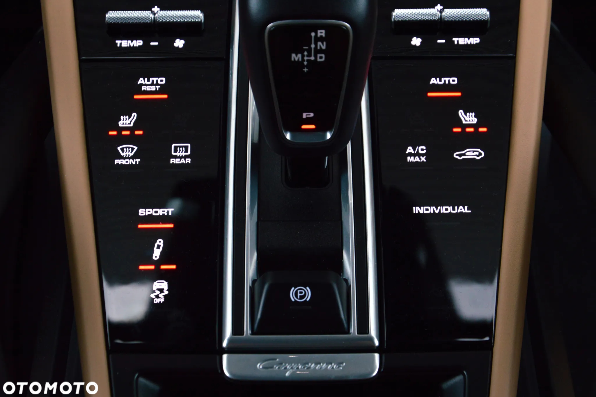 Porsche Cayenne Standard - 32