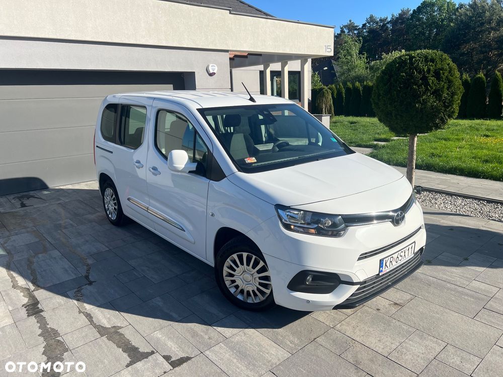 Toyota Proace City Verso 1.2 D-4T Business - 1