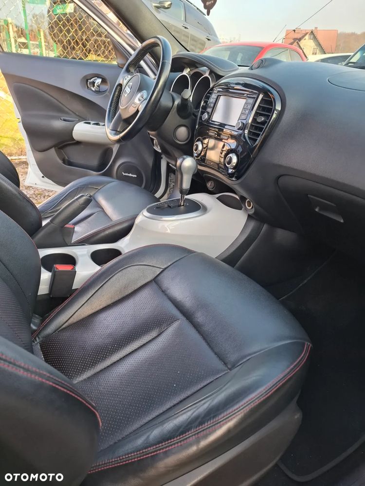 Nissan Juke 1.6 DIG-T ALL-MODE 4x4i Xtronic Tekna - 11