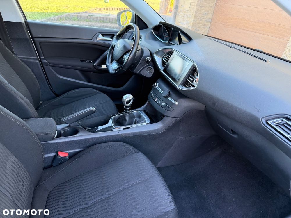 Peugeot 308 BlueHDi FAP 120 Stop & Start Active - 10