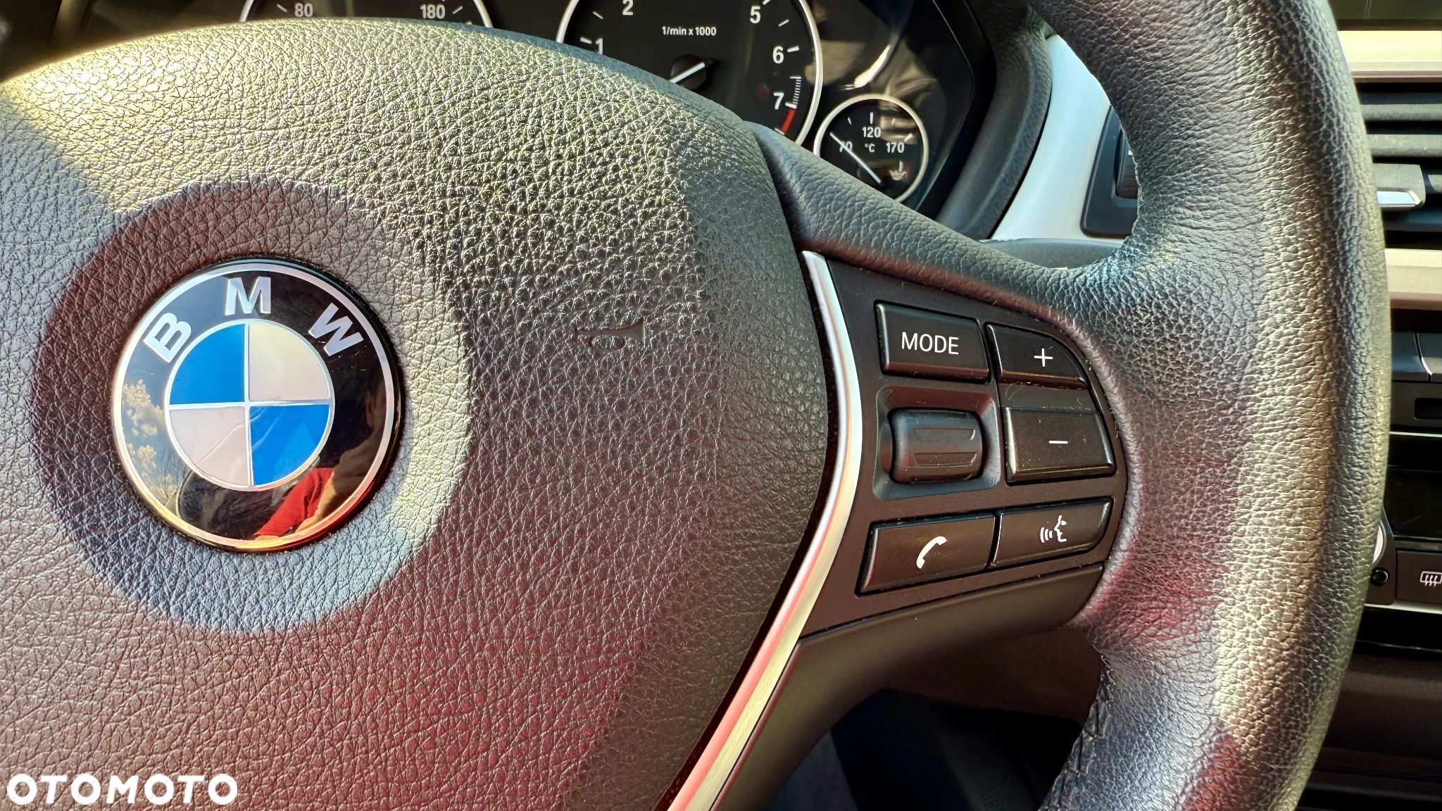BMW Seria 3 318i - 21