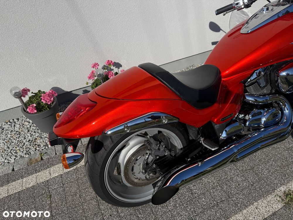 Suzuki Boulevard - 9