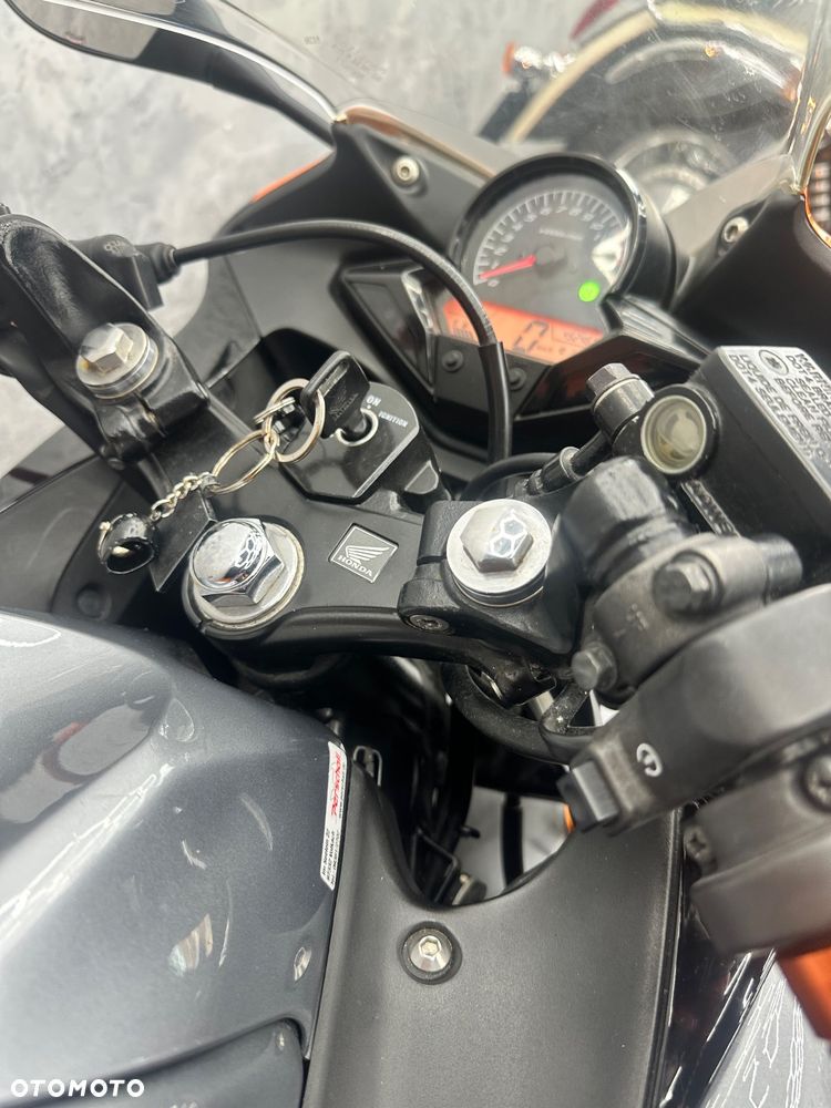 Honda CBR - 24