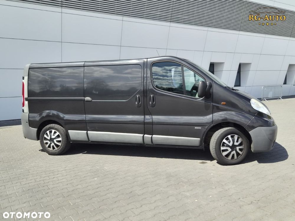 Opel Vivaro L2H1 - 2