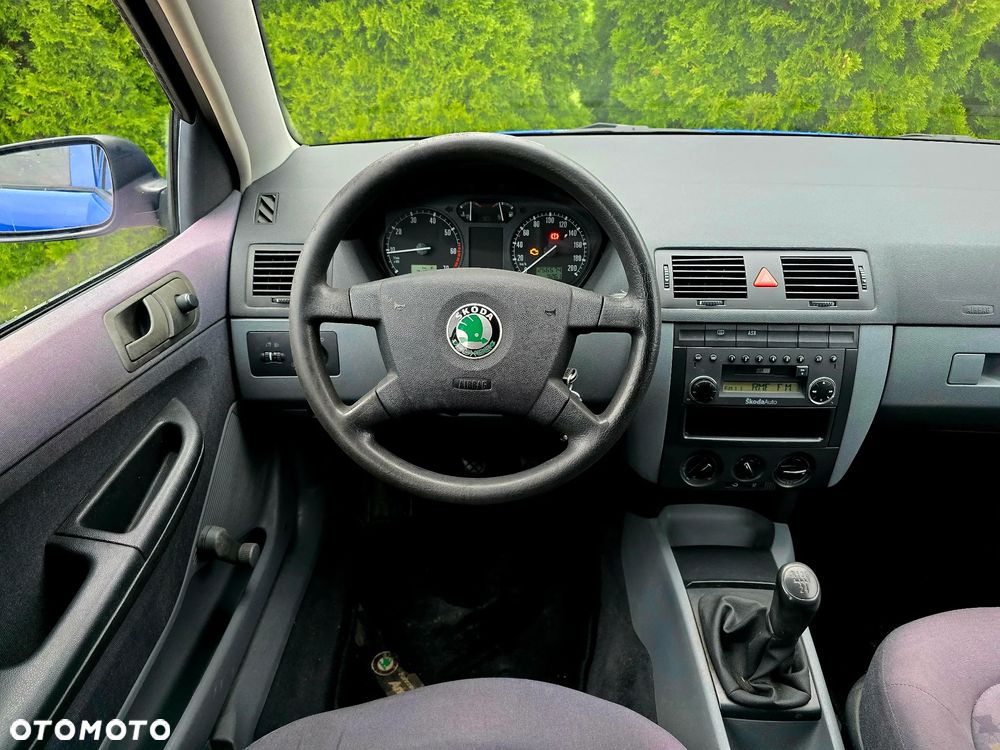 Skoda Fabia 1.4 16V Ambiente - 16