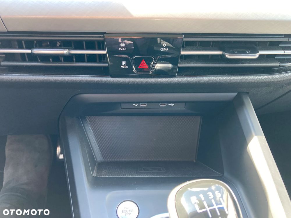 Volkswagen Golf 1.5 TSI OPF Life - 20