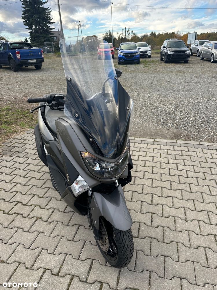 Yamaha NMAX - 4