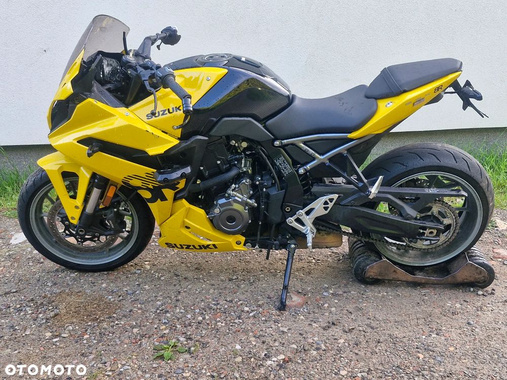 Suzuki GSX