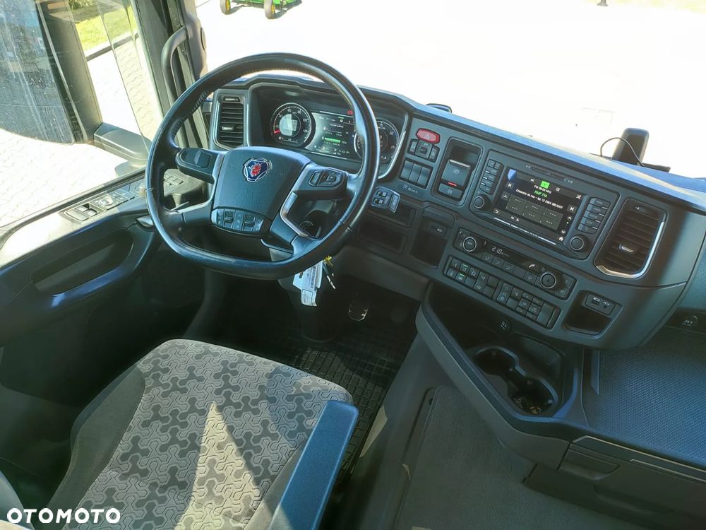 Scania R530 / STANDARD / V8 - 16