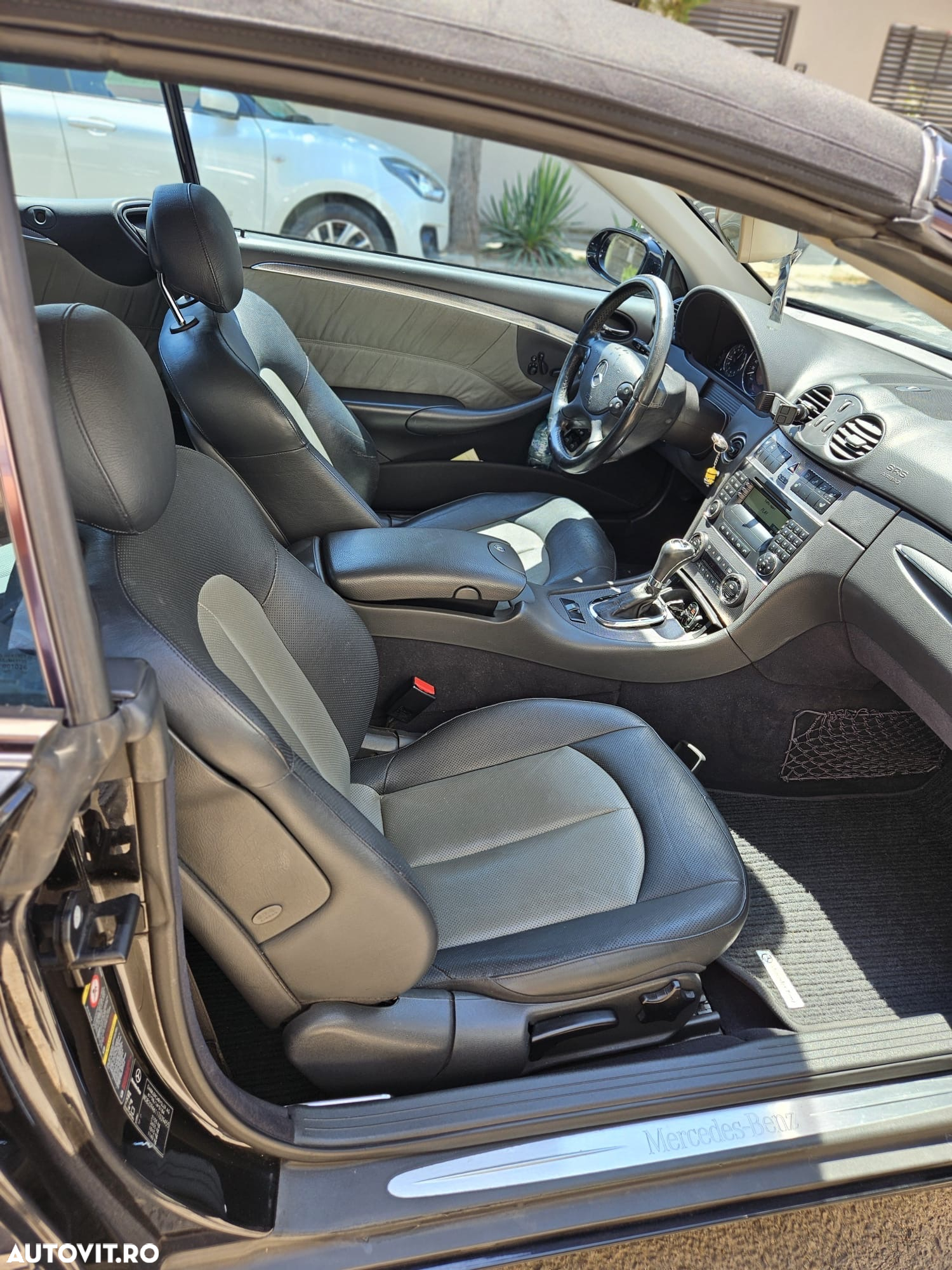 Mercedes-Benz CLK - 11