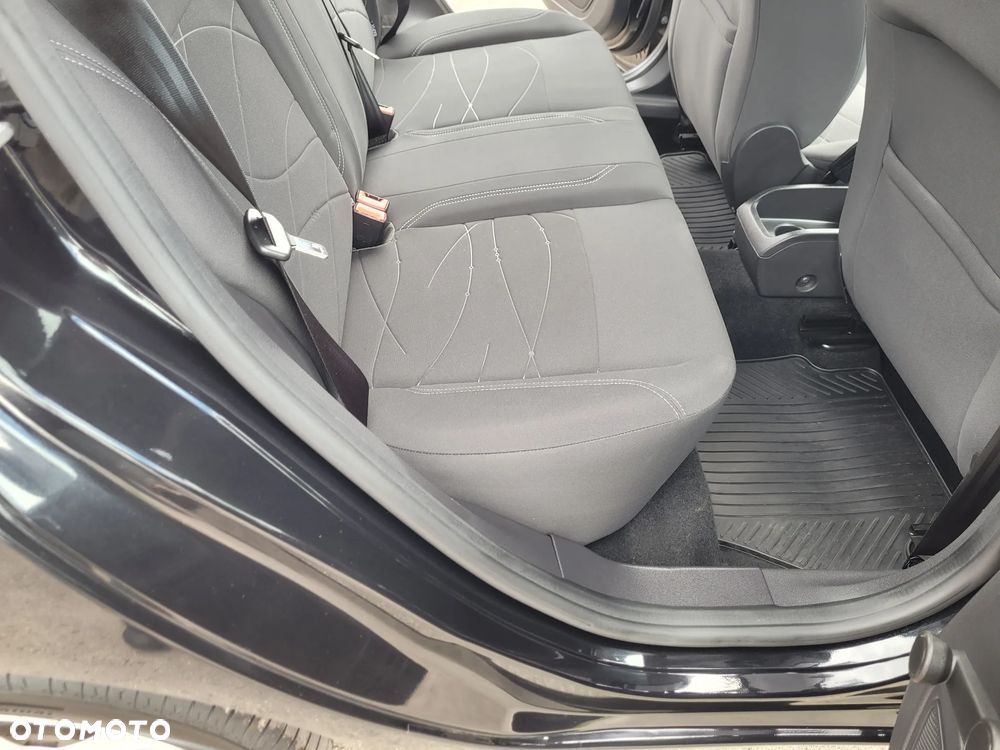 Ford Fiesta 1.25 SYNC Edition - 22