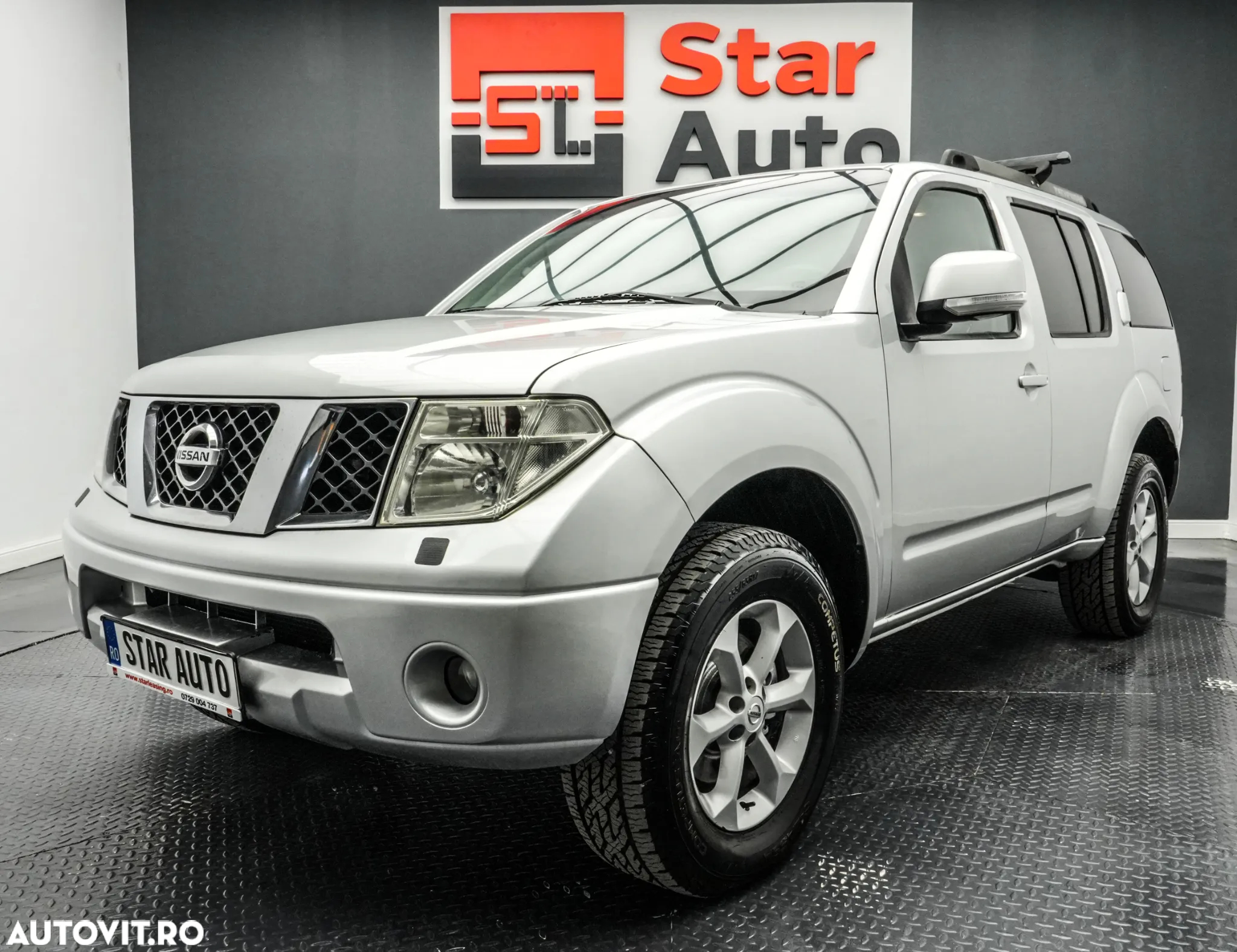 Nissan Pathfinder 2.5 dCi LE Plus - 2