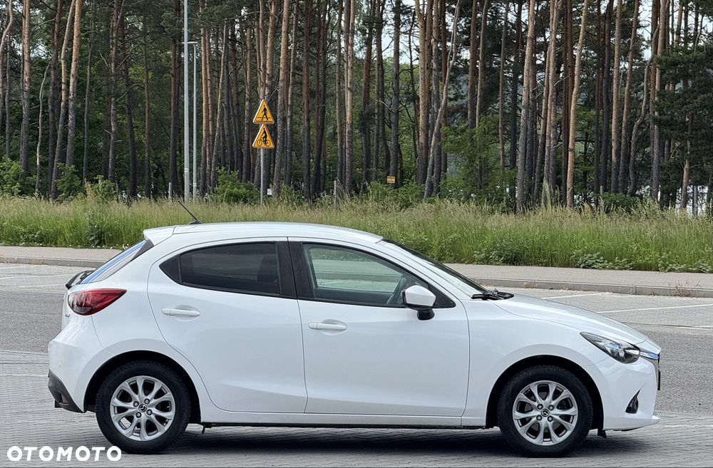 Mazda 2 - 5