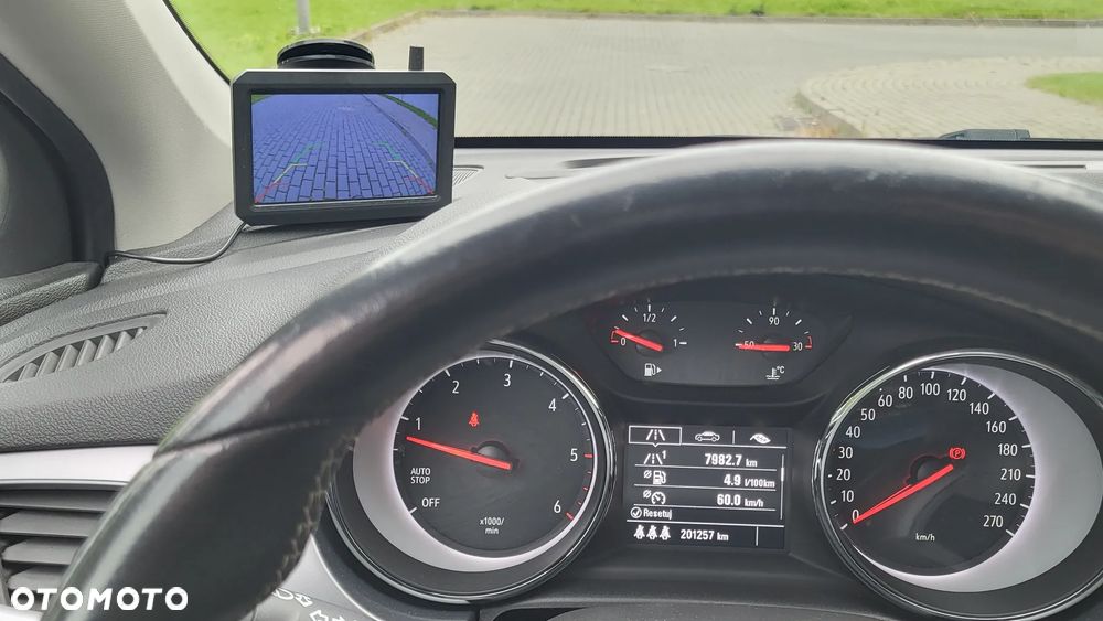 Opel Astra 1.6 D Start/Stop Business - 12