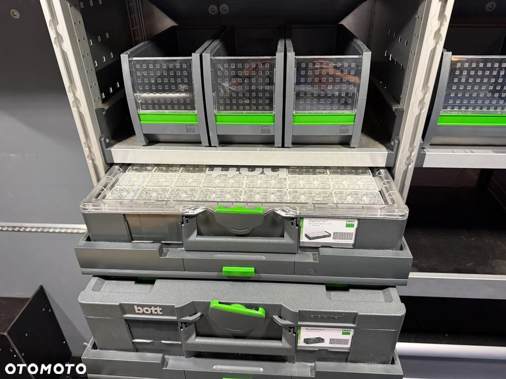 Volkswagen CRAFTER MAXI LONG XXL, MODEL L4H2, MOCNY SILNIK 2.0TDI 177KM, Euro6, Skrzynia automatyczna 8-biegów, ZABUDOWA WARSZTATOWA BOTT, Instalacja 230V, REFLEKTORY Bi-LED, KAMERA, NAWIGACJA, FOTEL z REG.+ 2x PODŁOKIETNIKI, Android Auto, Apple CarPlay, 3 OSOBOWY VAN HOMOLOGACJA VAT-1 Fabrycznie WZMOCNIONY! - 18