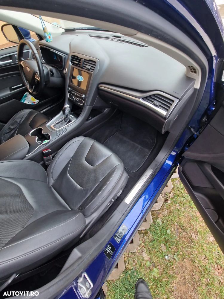 Ford Mondeo 2.0 HEV Titanium - 15