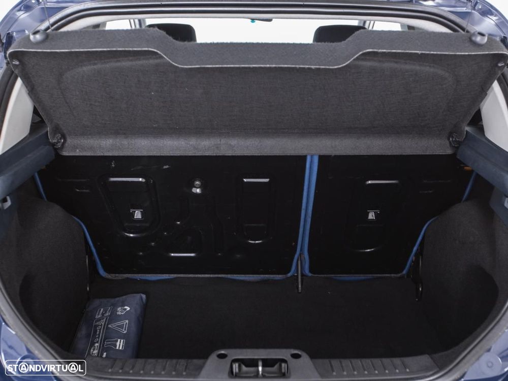 Ford Fiesta - 11