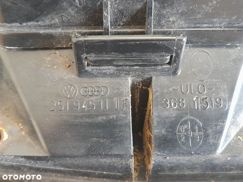 Lampa lewy tył Volkswagen Transporter T3 Hella 251945111 - 8