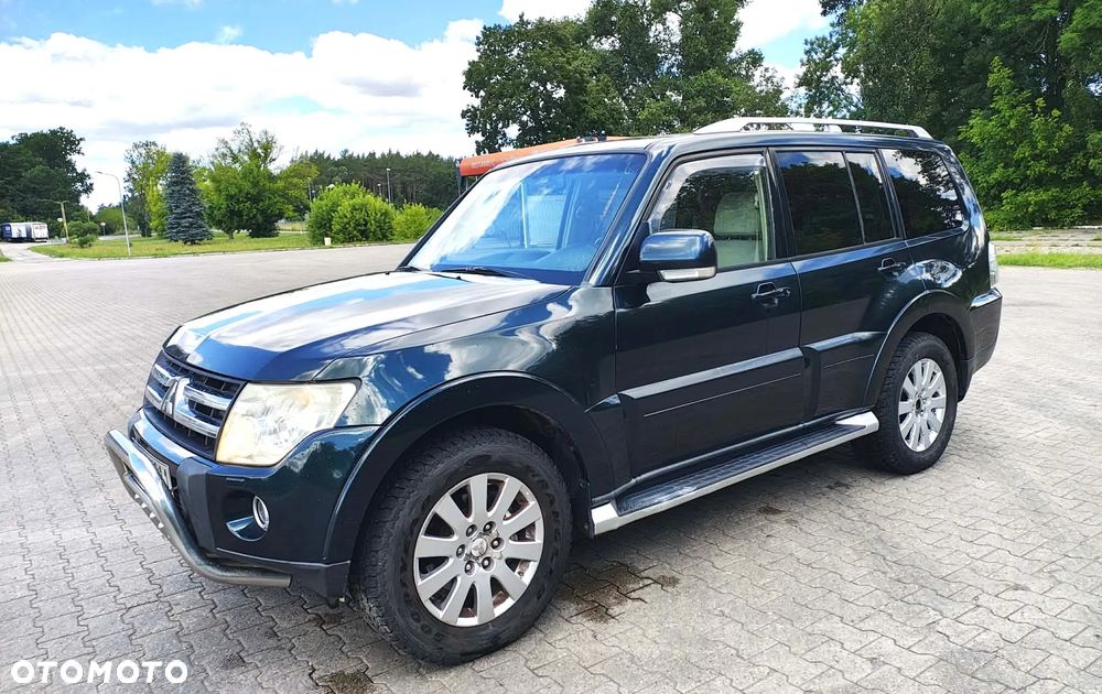 Mitsubishi Pajero - 6