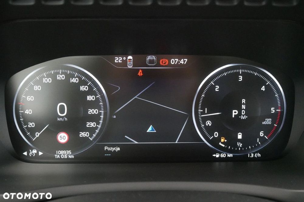 Volvo XC 90 - 9