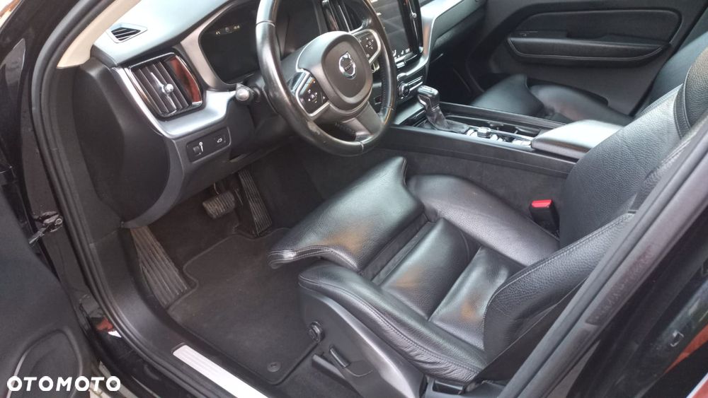 Volvo XC 60 D4 Geartronic Momentum - 14