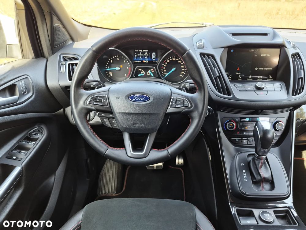 Ford Kuga 2.0 TDCi 4x4 ST-Line - 15