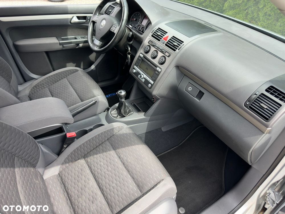 Volkswagen Touran 1.6 Trendline - 13