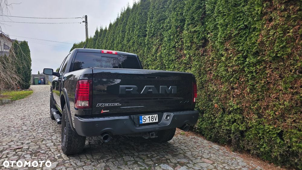 Dodge RAM - 4