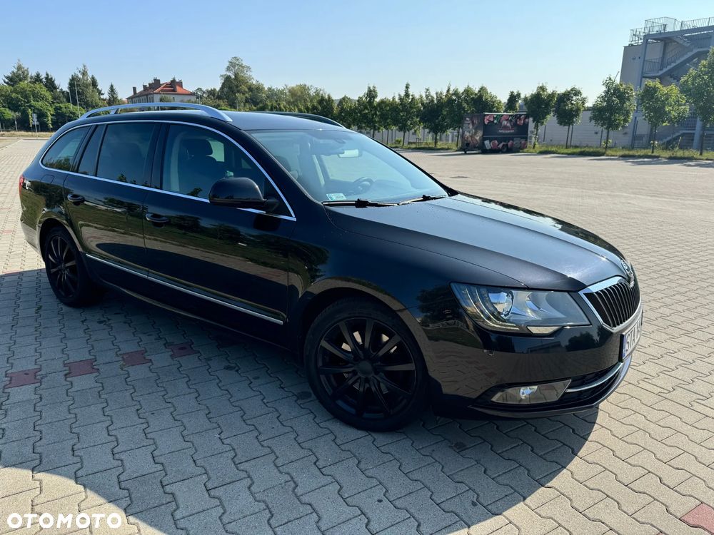 Skoda Superb 2.0 TDI Elegance DSG - 3