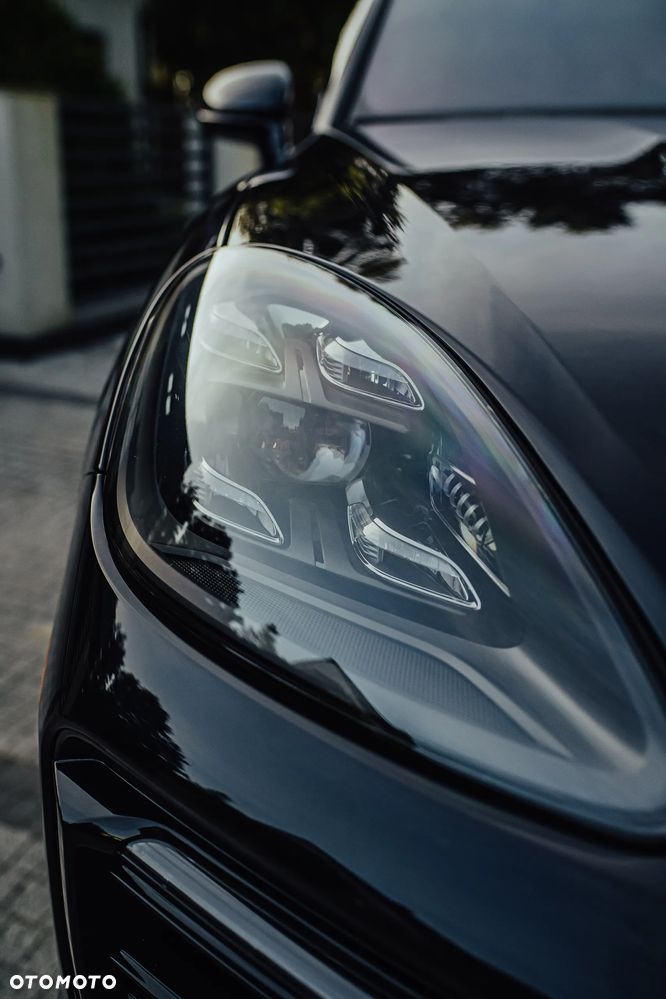 Porsche Cayenne S E-Hybrid Platinum Edition - 12