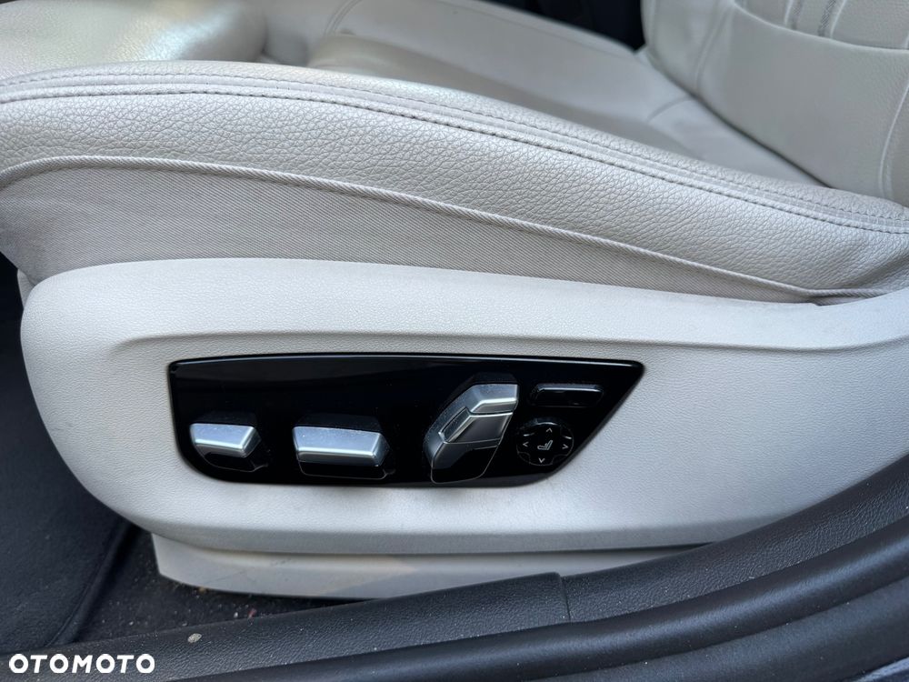 BMW Seria 5 520d Efficient Dynamics Luxury Line sport - 18
