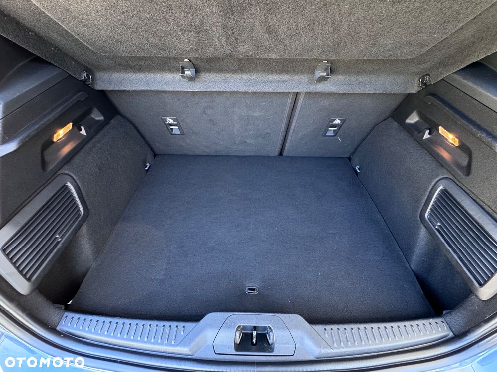 Ford Focus 1.0 EcoBoost Hybrid ST-LINE VIGNALE - 31