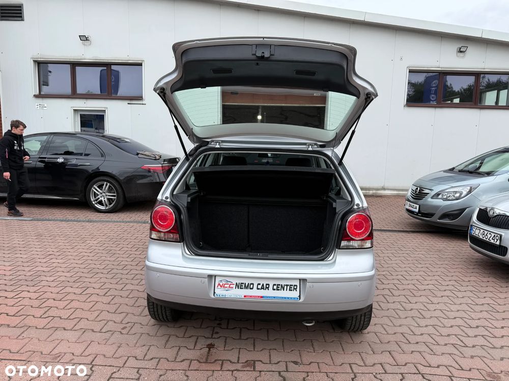 Volkswagen Polo - 21