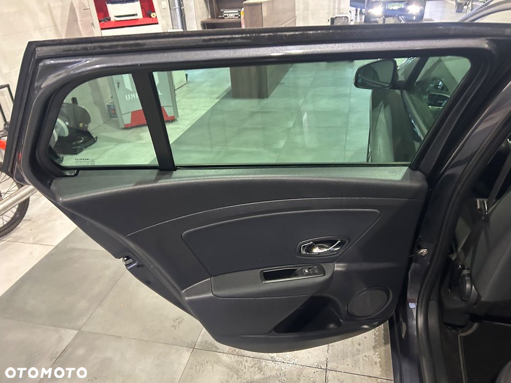 Renault Megane ENERGY TCe 115 Start & Stopp LIMITED - 19