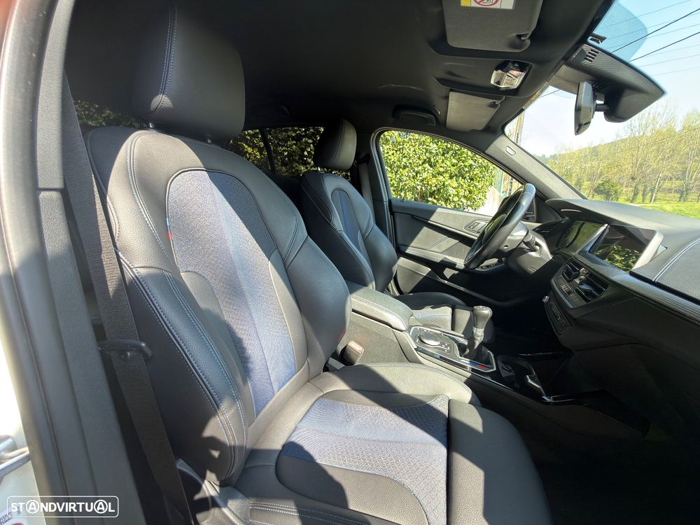 BMW 116 d Pack M - 24