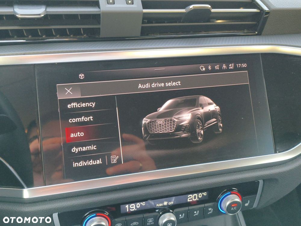 Audi Q3 Sportback - 31