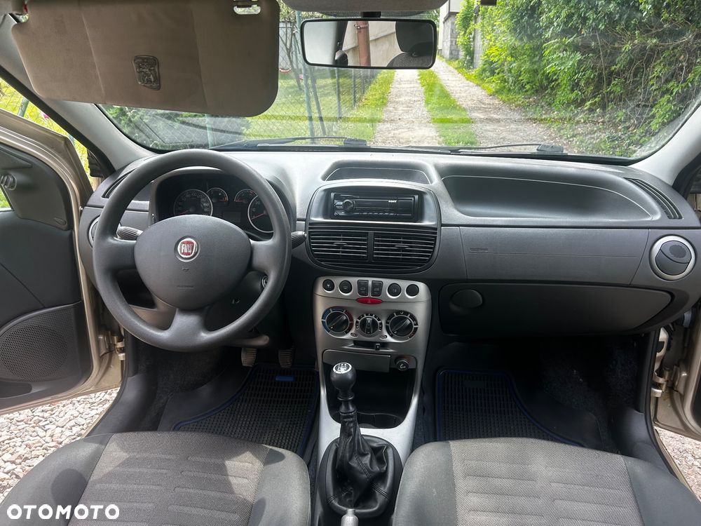 Fiat Punto - 16
