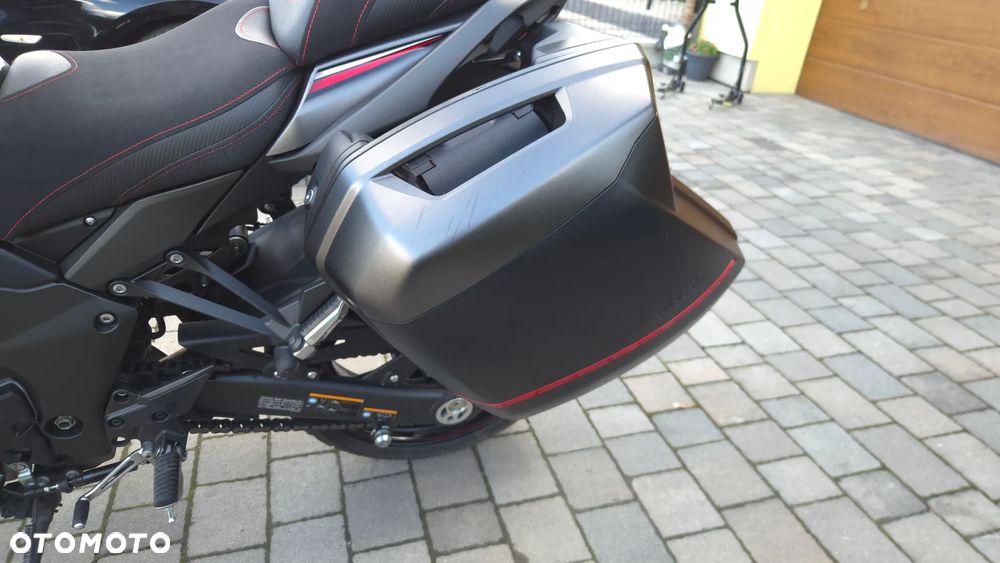 Kawasaki Ninja 1000 SX - 30