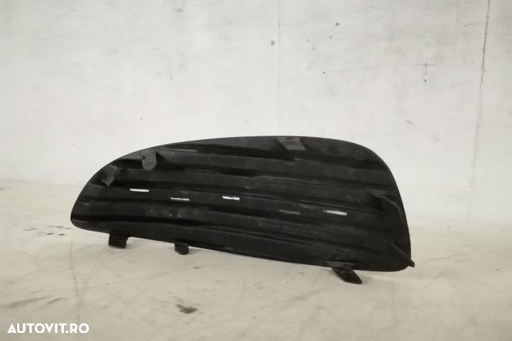 Grila Bara Fata Dreapta Originala In Stare Buna  Mercedes-Benz  Vito - 6