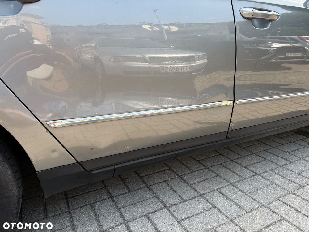 Volkswagen Passat 1.6 FSI Trendline - 18