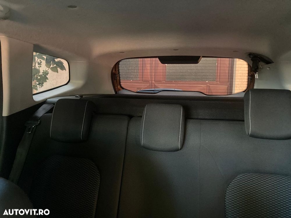 Dacia Duster 1.6 SCe Comfort - 14