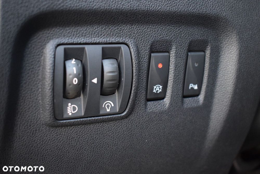 Renault Captur 1.2 Energy TCe Limited - 26