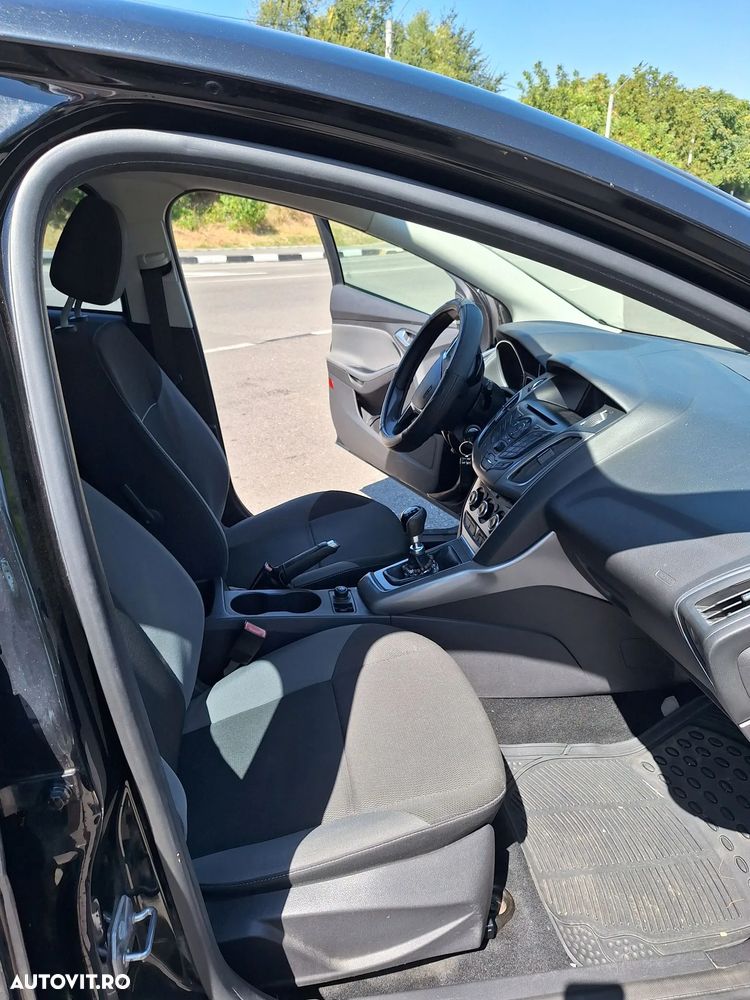 Ford Focus 1.6 TDCI DPF Start-Stopp-System Trend - 12