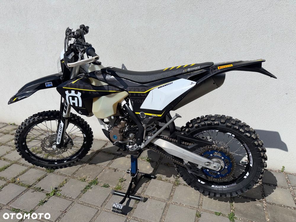 Husqvarna FE - 8
