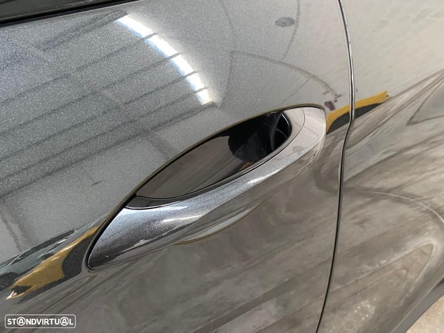 Porsche Panamera 4 E-Hybrid Platinum Edition - 13