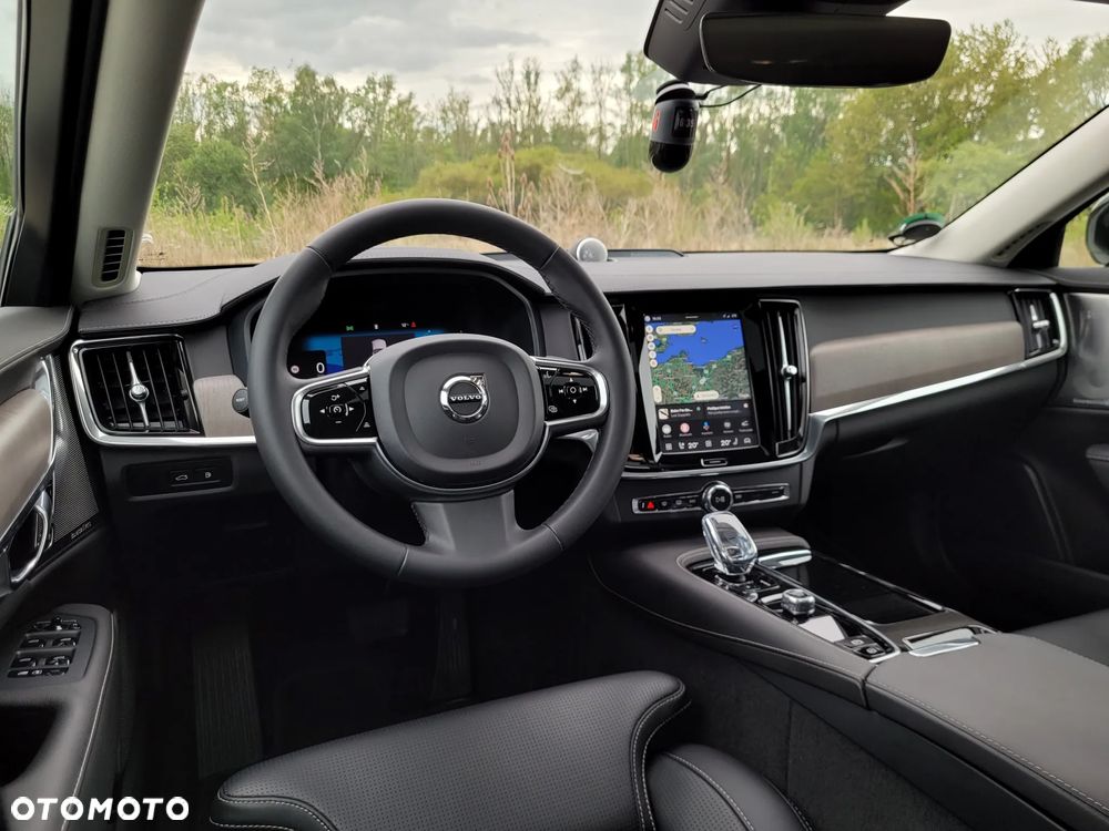 Volvo S90 T8 AWD Plug-In Hybrid Ultimate Dark - 28